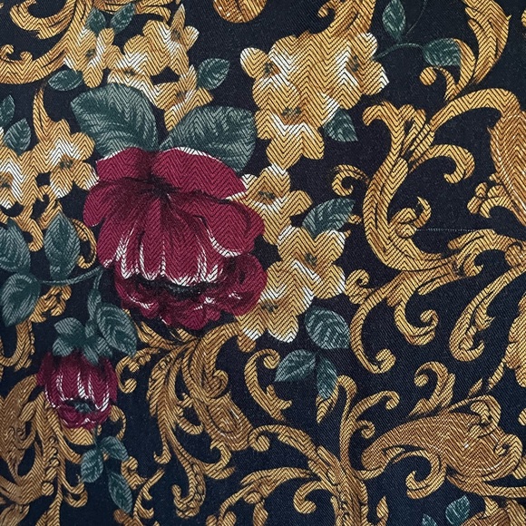 *VINTAGE* 90s cropped bomber jacket in gorgeous grannycore print - Picture 5 of 9